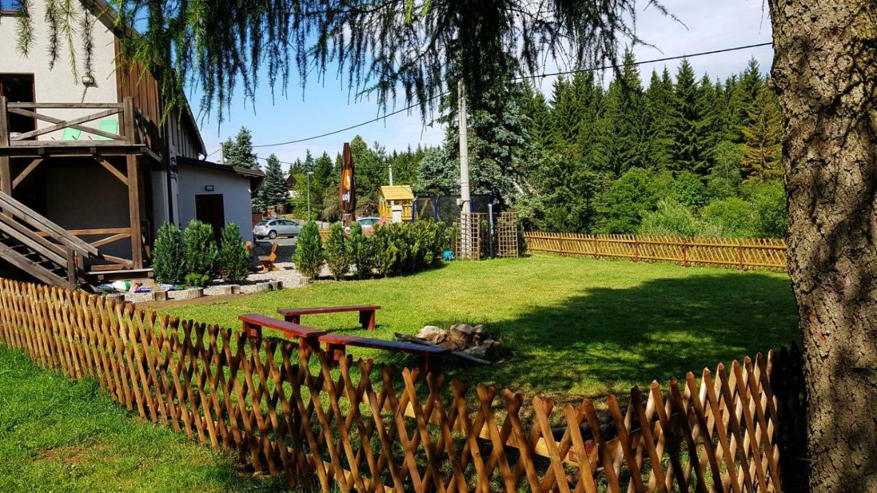 Penzion Studanka, Kliny Exterior photo